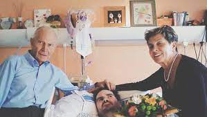 D'autres rappellent que vincent lambert peut manger. Mon Fils A Ete Condamne A Mort La Mere De Vincent Lambert Interpelle Emmanuel Macron Dans Une Lettre Ouverte Ladepeche Fr