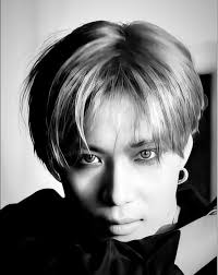 What year was this SHINee performance?