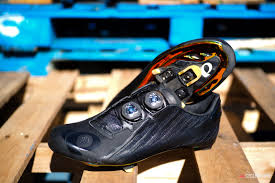 pearl izumi pro leader v4 shoe review improved but far