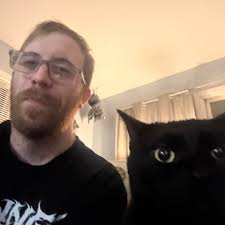 How to find teammates with a mic for online gaming?