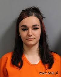 Michelle Heimbach's Instagram, Twitter & Facebook