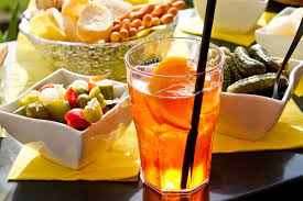 📅 dal 21 al 23 dicembre a pontecagnano si terrà il corso bar manager di bartenders bar academy con antonio sisto come relatore. Aperitivo Ricette Facili E Veloci 20 Drink Da Fare A Casa Buttalapasta