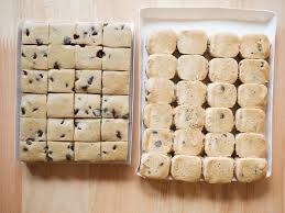 Each package makes 12 big cookies instead of the 24 that are typical of other pillsbury cookie dough. Best Store Bought Cookie Doughs According To Chefs