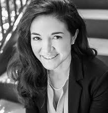 Tara Helms's Instagram, Twitter & Facebook