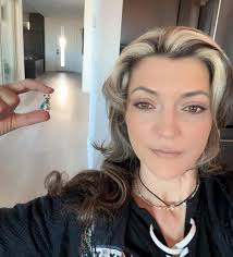 Living in a new place, dogs with me, adjusting to land life