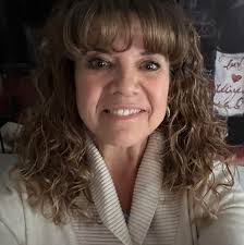 Stacy Brownfield's Instagram, Twitter & Facebook