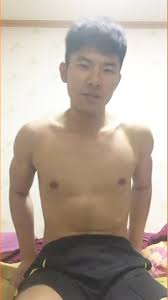 黑皮体育生的粗大屌- 91热爆