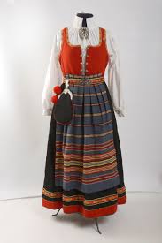 One primary focus is appreciation of and homage to your norwegian heritage in general and to your part of norway in particular. Bunad Anno Kvinnemuseet Digitaltmuseum