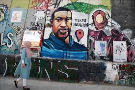 «يا بنت السلطان حني على الغلبان». Ø±Ø³Ù… Ù„Ù„Ø£Ù…Ø±ÙŠÙƒÙŠ ÙÙ„ÙˆÙŠØ¯ Ø¹Ù„Ù‰ Ø§Ù„Ø¬Ø¯Ø§Ø± Ø§Ù„ÙØ§ØµÙ„ Ø¨Ø§Ù„Ø¶ÙØ© Ø§Ù„ØºØ±Ø¨ÙŠØ© ÙˆÙƒØ§Ù„Ø© Ø§Ù„Ø£Ù†Ø§Ø¶ÙˆÙ„