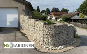 Gabionenzaun Zaungabione In 2020 Gabionen Gabionen Hochbeet Gabionenzaun