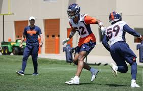 27 players report to broncos rookie minicamp. Denver Broncos Rookie And Former Oregon Ducks Star Justin Hollins Earns Praise In Nfl Debut Oregonlive Com