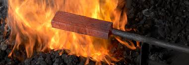 At gränsfors bruk, we feel a keen responsibility to ensure that knowledge of axes and axe making is preserved for future generations. Gransfors Bruks Handgeschmiedete Axte Manufactum