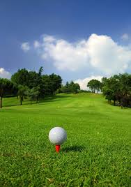 Hd wallpapers for desktop, best collection wallpapers of golf course high resolution images for iphone 6 and iphone 7, android, ipad, smartphone, mac. Golf Ball On Green Grass With Golf Course Background 01 Golf Courses Golf Wallpaper Backgrounds