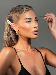 Top 5 Brow Icons to inspire every Brow Pro