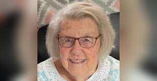 Betsy (Bea) Hunt Obituary