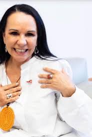 Something that hadn't occurred to me until last night's ep... Is there just  one Black Lodge ring? For some reason I assumed there were multiple, and  when people said Laura was wearing