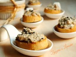 400 g di tonno sott'olio. Crostini Con Mousse Di Tonno Zenzero E Limone