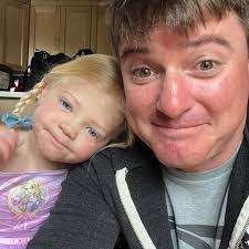 Chris Himebaugh's Instagram, Twitter & Facebook