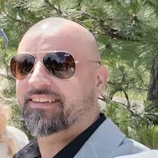 Čika Dača" počeo sa "umivanjem", gradi se još jedan stadion u Kragujevcu!  Kragujevčani će pored "Čika Dače" imati i moderniji stadion! 🏟️🔨 Radnički  je uspeo da "uključi svetlo" srpskog fudbala, prva pobeda