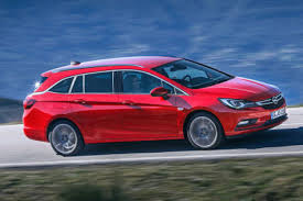Im november 2015 wurde er mit dem goldenen lenkrad in der. Opel Astra Sports Tourer 2016 Fahrbericht Autobild De