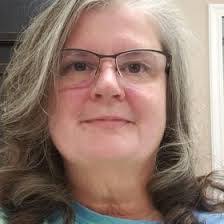 Lori Bash's Instagram, Twitter & Facebook