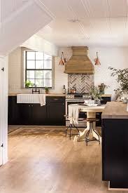 Take a guided tour through our kitchen and storage setup in the back of our jeep wrangler the general.chris built this over a couple weekends and so far. Modern Farmhouse Kitchens For Gorgeous Fixer Upper Style