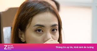 Ông bầu Hoàng Vũ thua kiện ca sĩ Lan Trinh