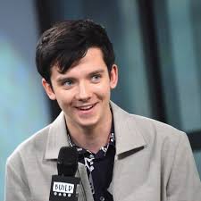 Asa butterfield was born in islington, london, england. Asa Butterfield Cute Pictures Popsugar Celebrity