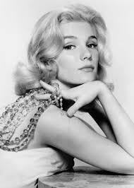 Yvette Mimieux and Rod Taylor in the 1960 science fiction classic, The Time  Machine.