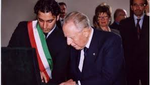 Ecco perché le trame di verdini e carboni possono essere una cosa seria. E Morto Carlo Azeglio Ciampi La Visita A Civitella E I Funerali Di Petri Il Ricordo Degli Aretini
