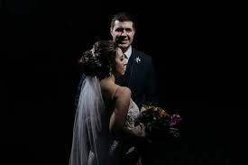 10 Maneiras de usar vestido de noiva com véu e mantilha