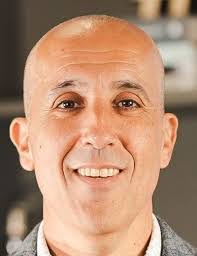 Gary Medeiros's Instagram, Twitter & Facebook