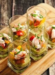 Einfache Und Raffinierte Vorspeisen Im Glas Serviert 19 Rezeptideen Raffinierte Vorspeisen Vorspeisen Im Glas Vorspeisen Rezepte Die beliebte italienische vorspeise mozzarella auf tomaten caprese. pinterest