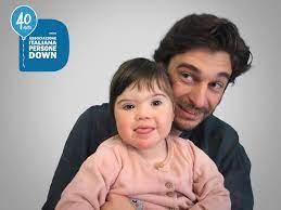 Voglio condividere con voi un po' del mio lavoro e delle mie passioni! Lino Guanciale Con Bambina Papa Confetti E Cioccolato