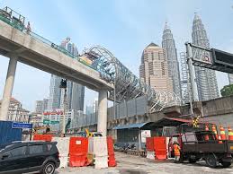 Bangunan yayasan selangor, 50300 kuala lumpur, malaysia coordinate: Rm31mil Saloma Footbridge To Open End Of November The Star