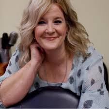 Vanessa Freter/Stylist