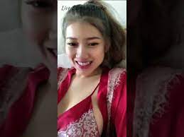 Meskipun bukan artis besar, nabilla cukup mempunyai nama dibidang entertaiment. Nabilla Hot Live Bigo Mp4 3gp Flv Mp3 Video Indir