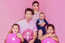 Jemima guri clementine sompie yang kini mulai beranjak remaja adalah anak angkat celine evangelista. 3 Arti Nama Anak Stefan William Celine Evangelista Serba Kekinian