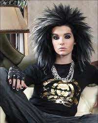 1 personal life 1.1 before tokio hotel 1.2 after tokio hotel 2 musical career 2.1 beginning of the band 2.2 at the age of ten, the brothers began performing live inmagdeburg, near. Bill Kaulitz 2007 Pesquisa Google Artistas Estilo