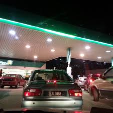 Bandar baru bangi terletak berdekatan dengan kajang, putrajaya, cyberjaya, seri kembangan dan hanya lebih kurang 30 minit ke klcc dan ke klia tanpa gangguan trafik. Petronas Seksyen 4 Gas Station
