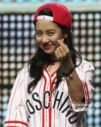 I then jumped to the latest episodes, doing this allowed me to see the significant change in the show and my favorite member song ji hyo over the years. Foreverjihyo On Instagram 151023 Song Jihyo At Rmfm Beijing Showcase Songjihyo ì¡ì§í¨ å®æºå­ Runnin Running Man Cast Running Man Members Ji Hyo Running Man