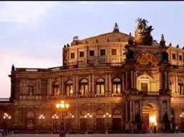 Ihr traumhaus zum kauf in dresden finden sie bei immobilienscout24. Dresden The Most Beautiful City In Germany Music By Silbermond Nach Haus At Home Youtube