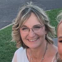 40+ "Danielle Dowling" profiles