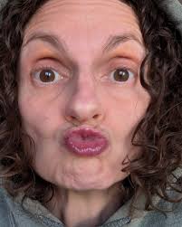 You: “Liz, I want your List Of The Best Books You Should Go Get From Your  Local Library, Right Now but I've got 100's of things to do and don't have  time