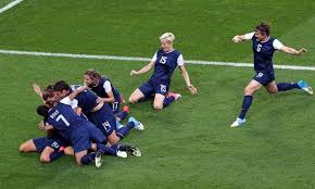 Lindsay tarpley showing the usa women's team being drawn together with sweden, australia and new zealand, during the draw in zurich on 21 april 2021. Olympic Women S Soccer 2012 Usa 2 1 Japan As It Happened Usa Soccer Women Usa Soccer Team Women S Soccer Team