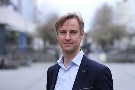 Hargreaves lansdown plc is a financial service company based in bristol that sells funds and shares and related products to retail investors in the united kingdom. Hargreaves Lansdown Appoints New Marketing Director Business Leader News