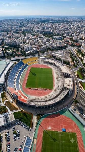 🏟️ Χρονοδιάγραμμα έργων στο Καμπ Νόου 📅 Σεπτέμβριος 2026: Άνοιγμα της  τρίτης εξέδρας 📅 Τέλος 2026: Άνοιγμα της κεντρικής εξέδρας με τα VIP 📅  Απρίλιος 2027: Ολοκλήρωση όλων των εξεδρών 📅 Καλοκαίρι 2027: Τοποθέτηση  στέγης 📅 Αρχές 2028: Πλήρης ...
