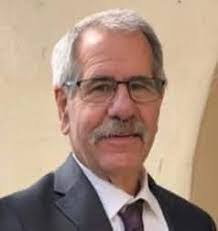 Kerri Burt's Instagram, Twitter & Facebook