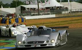 Lm 99 Mercedes Amg Clr Lm Bouchut Heyfeld Dumbreck Retired After The Crash Of Clr 4