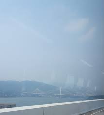 Jembatan ini dibangun pada tahun 1962 dan dibangun dengan menggunakan harta rampasan jepang serta tenaga ahli dari jepang. Hong Kong Hectic City Badut Jalan Jalan